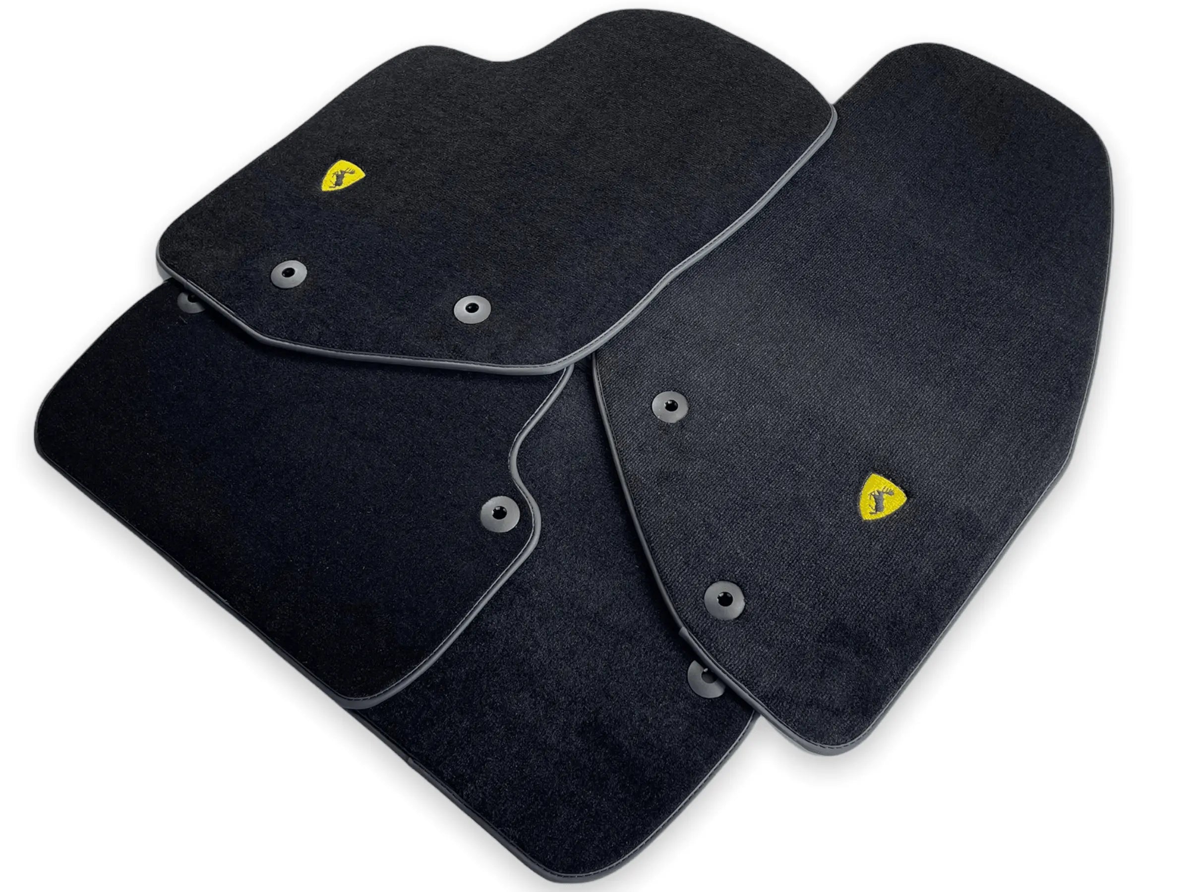 Floor Mats For Volvo S70 (1996-2000) - AutoWin