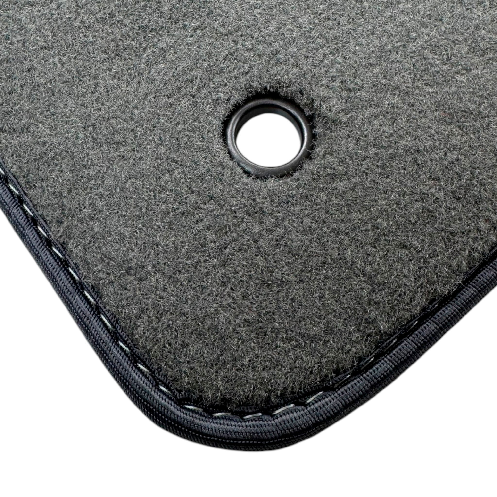 Gray Floor Mats for Range Rover Evoque (2011-2015) 3/5-Doors | AutoWin - AutoWin