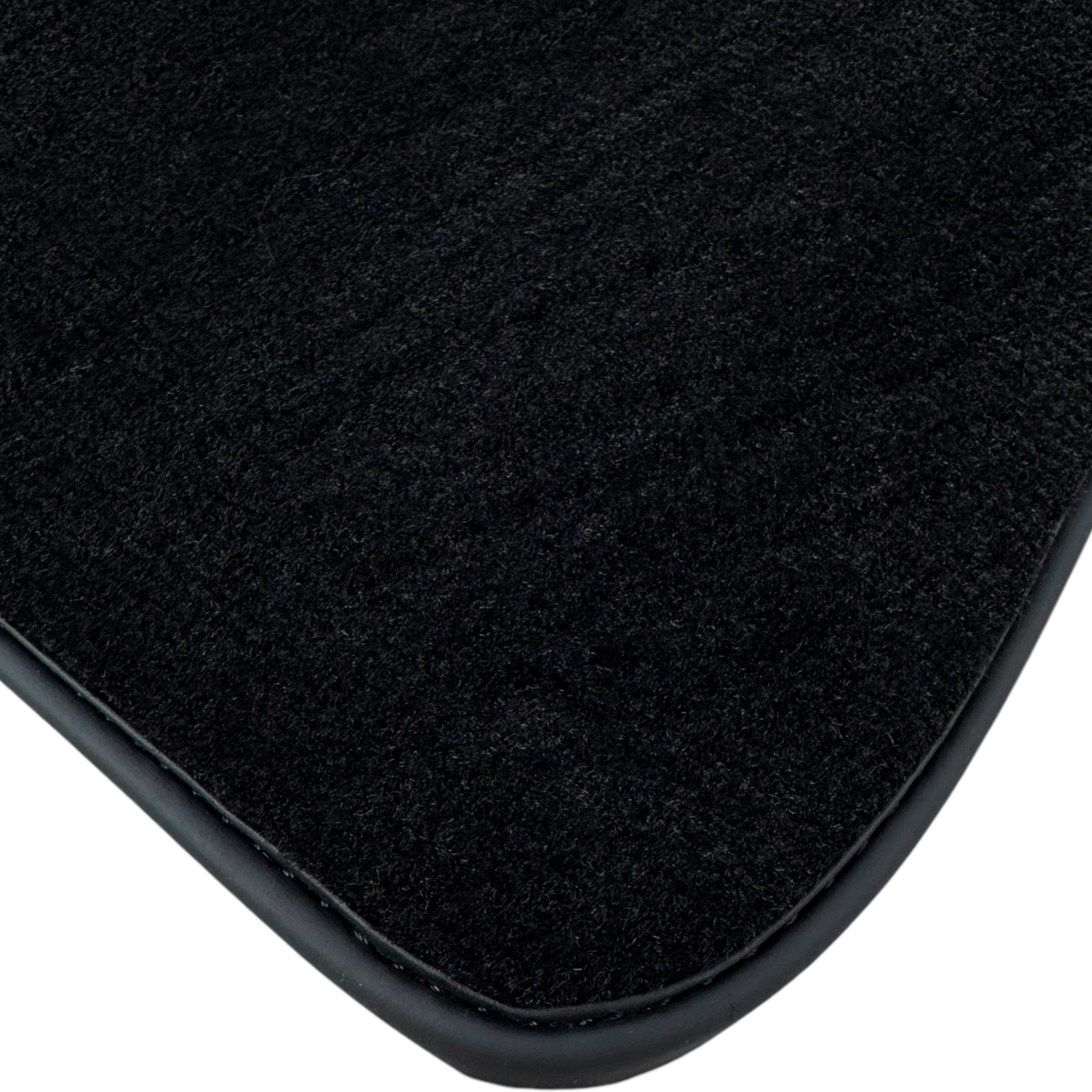 Black Floor Mats for Jaguar XE (2019-2024) with Leather - AutoWin