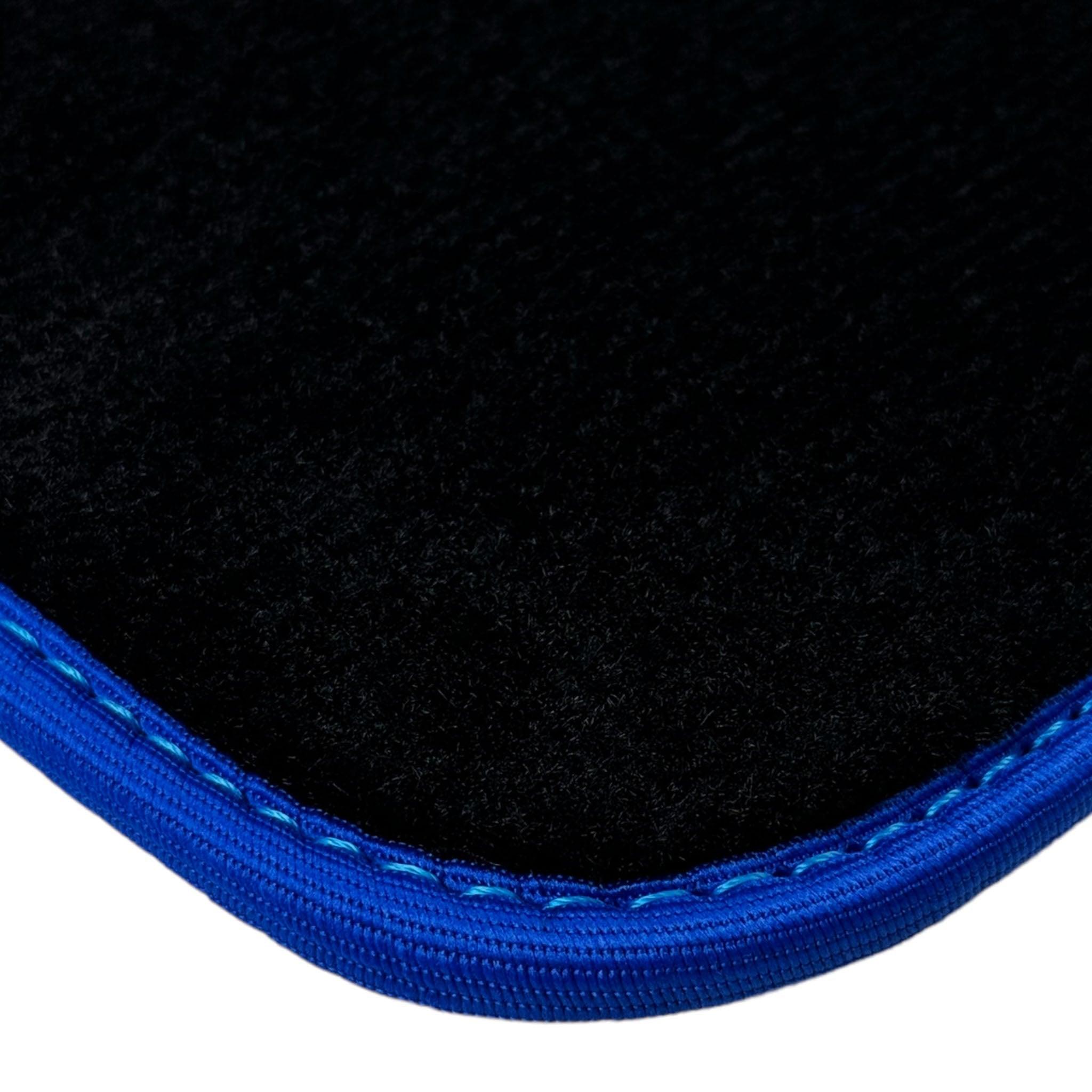 Black Floor Floor Mats For BMW 3 Series E90 | Blue Trim