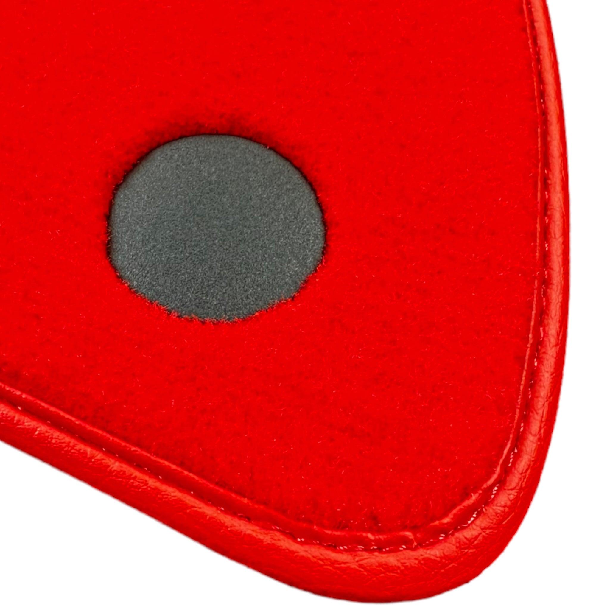 Red Floor Mats For Mercedes Benz S-Class C126 Coupe (1981-1991) | Limited Edition